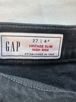 GAP Black Cropped Frayed Hem Jeans thumbnail 5