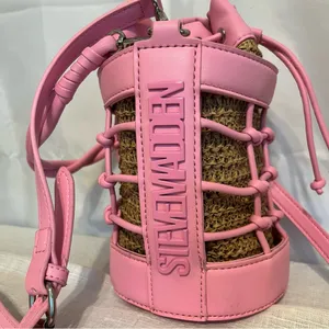 Steve Madden pink "Blohan" crossbody bucket bag thumbnail 2