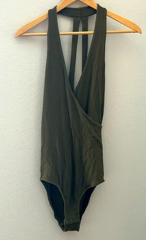 Abercrombie and Fitch Ribbed Tanktop Bodysuit | Size Medium thumbnail 1