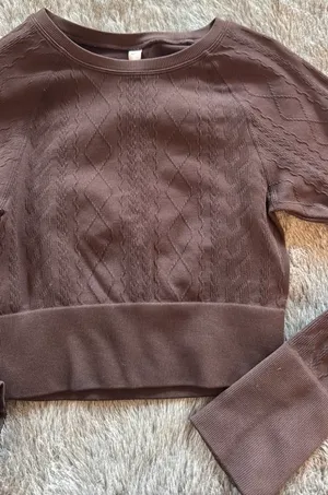 JoyLab Brown Cable Knit Patterned Athletic Top thumbnail 4