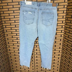 American Eagle Curvy Mom Jeans‎ Size 18 thumbnail 2