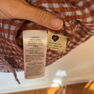 Madewell Gingham Seersucker Puff-Sleeve Button-Front Top Size 4 thumbnail 12