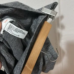 Gray Gym Shorts Size L thumbnail 6