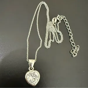 925 Sterling Silver Heart Clear CZ Pendant Necklace 4g. thumbnail 5
