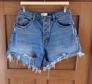 Abercrombie & Fitch High Rise Dad Shorts Denim Distressed Women’s 14 / 32 Curve thumbnail 1