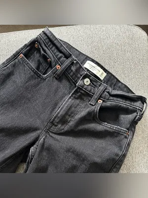 Abercrombie & Fitch Mid Rise Straight Leg Jeans Size 24 thumbnail 4