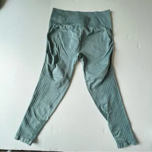 Fabletics Sync Seamless High-Waisted 7/8 Legging large washed Arctic wave green thumbnail 3