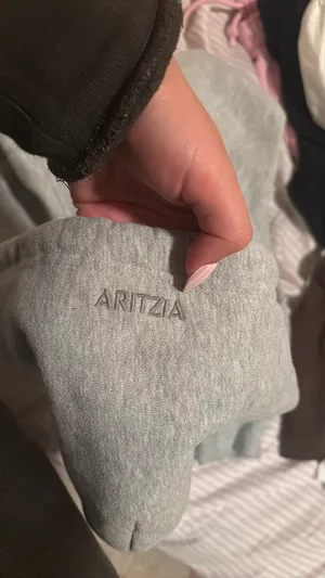 Aritzia Mega fleece zip up hoodie  thumbnail 4