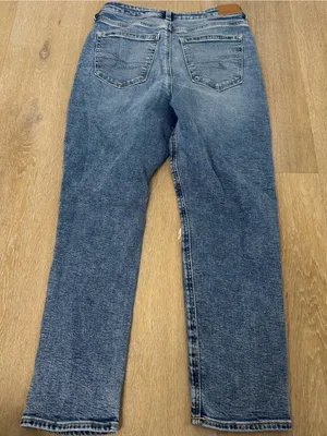 American Eagle Distressed Mom Jean Blue Denim Jeans thumbnail 7