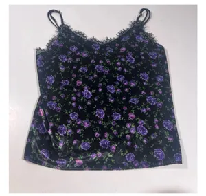 Victoria's Secret Lace Tank thumbnail 1