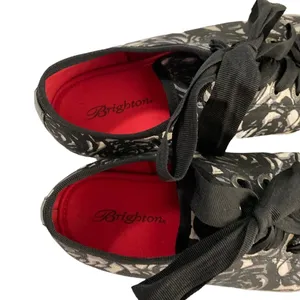 Brighton "Sketch" Cream & Black Floral Flat‎ Fashion Sneakers Shoes size 7.5 thumbnail 2
