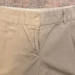 NWOT 100% Cotton 6” Inseam Classic Khaki Chino Shorts thumbnail 3
