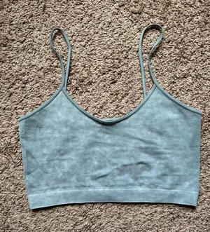 Crop top BKE essentials thumbnail 1