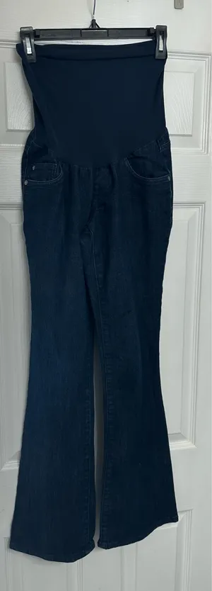 Indigo ladies maternity pants are size Medium. thumbnail 1