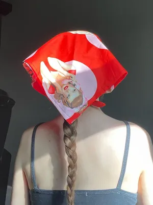 girl print bandana thumbnail 1