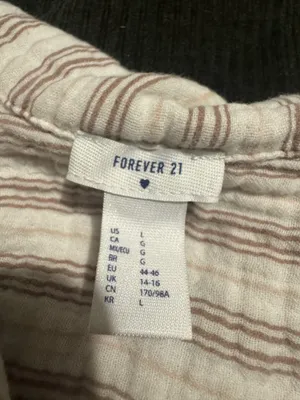 Forever 21 Cover-Up thumbnail 2