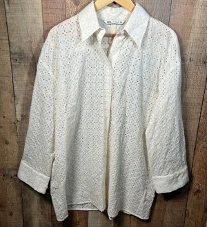Zara Ivory Ecru Openwork Embroidery Shirt Medium Eyelet Button Up Blouse Boho thumbnail 1