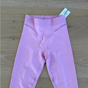 Alo Yoga Airlift High Waist 7/8 Leggings Size XS Candy Heart Pink thumbnail 2