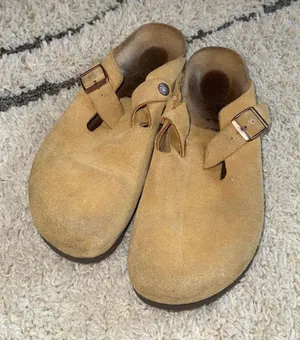 Birkenstock suede taupe clog slip on women’s 9 thumbnail 1