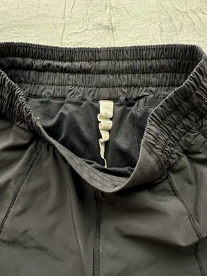 lululemon black hotty hots size 2 tall 4” inseam thumbnail 4