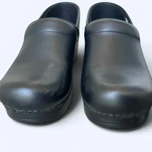 Dansko Professional Black Leather Clogs Womens EU 38 US 8 Comfort Shoes thumbnail 10