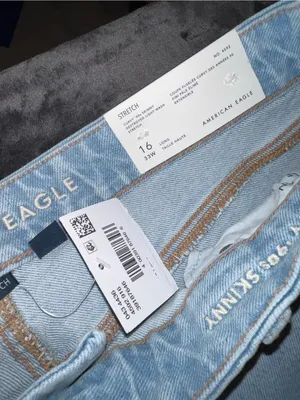 American Eagle Curvy '90s Skinny Jean in Stretch Ripped Destroyed Light Wash thumbnail 12