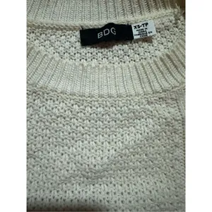 BDG ivory twist cable chunky knit‎ sweater with elbow patch sz XS thumbnail 3