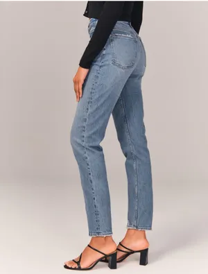 High-Rise Mom Abercrombie Jeans thumbnail 3