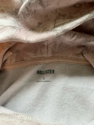 Hollister pink camo hoodie thumbnail 3