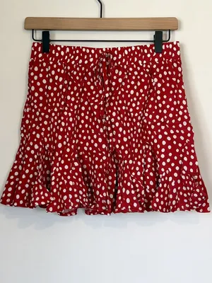 NWT Cupshe Red and White Polka Dot Drawstring Mini Skirt - Size: Medium thumbnail 2