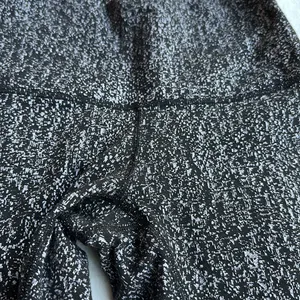 NWOT Lululemon Black & Gray Marbled Patterned Leggings size 6 thumbnail 6
