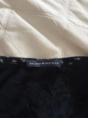 Brandy Melville Top  thumbnail 2