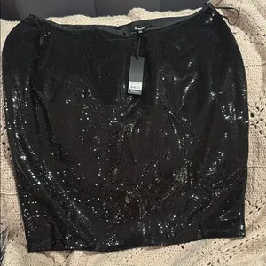Elegant Black Sequin Mini Skirt Size undefined thumbnail 1