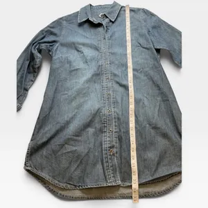Chico's Women Blue Denim Tunic Button Down Shirt Cotton Size 2 Medium Wash L thumbnail 6