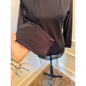 Sundance Elan Black Mock Neck Lace Trim Long Sleeve Top Minimalist Capsule thumbnail 2