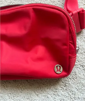 Lululemon Belt Bag OG thumbnail 3