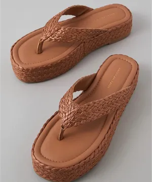 American Eagle Women Brown Woven Raffia Platform Flip Flop Sandals Size 9 thumbnail 1