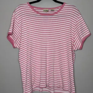 L.L. Bean Womens Size XL Pink White Stripe Short Sleeve Crew Neck Pullover Shirt thumbnail 1