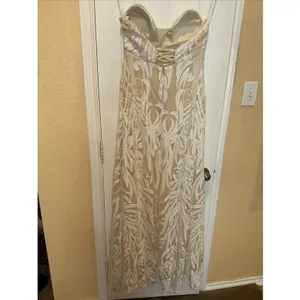 Love & Lemonade - Prom, Bridesmade or Mother of the Bride Dress Size XL thumbnail 5