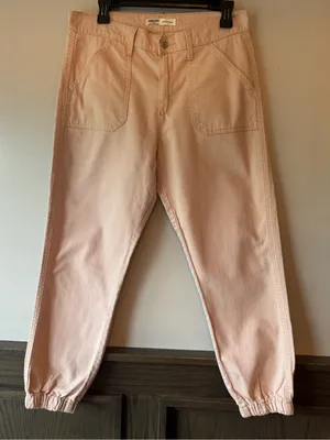 Signature by Levi Strauss Pink Mid-Rise Slim Fit Everyday Jogger sz 28 thumbnail 4