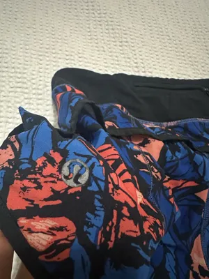 Lululemon speed short in paint storm harbor   thumbnail 5