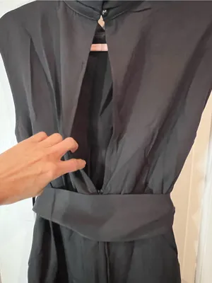 Commense Solid Slit Belted Mock Neck Midi Dress Black Size M NWT Sold Out thumbnail 9