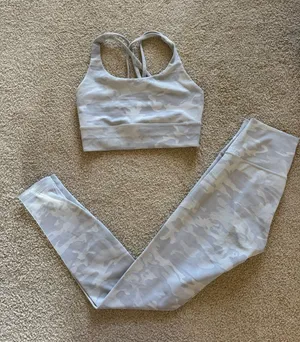 Lululemon camo set  thumbnail 1