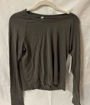 lululemon athletica swiftly tech long sleeve 2.0 race gray NWT thumbnail 1