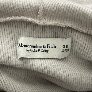 Abercrombie & Fitch Soft A&F Cozy Knit Sweatshirt thumbnail 4
