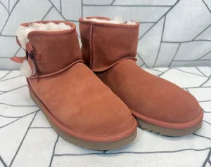 Koolaburra by UGG Victoria Mini Boot Size 9 Burnt Henna Suede Bow 1114731‎ thumbnail 1