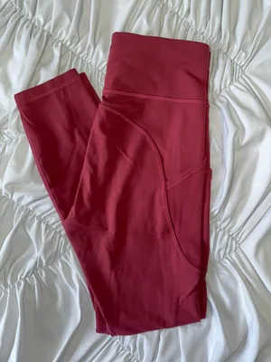 Lululemon In Movement Leggings 25” thumbnail 1