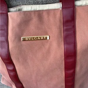 Authentic BVLGARI shoppers tote 🌷🌷🌷 thumbnail 13