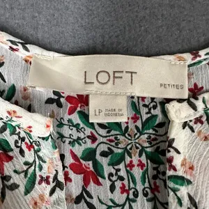 LOFT Womens LP White Split‎ Neck Short Flutter Sleeve Pullover Chiffon Blouse thumbnail 3