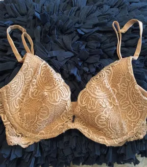 Victoria's Secret Very Sexy Bra 34C thumbnail 3